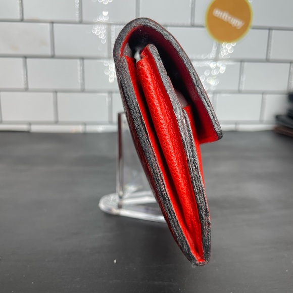 AUTHENTIC LOUIS VUITTON RED SARAH EMPRENTE WALLET - Picture 3 of 8